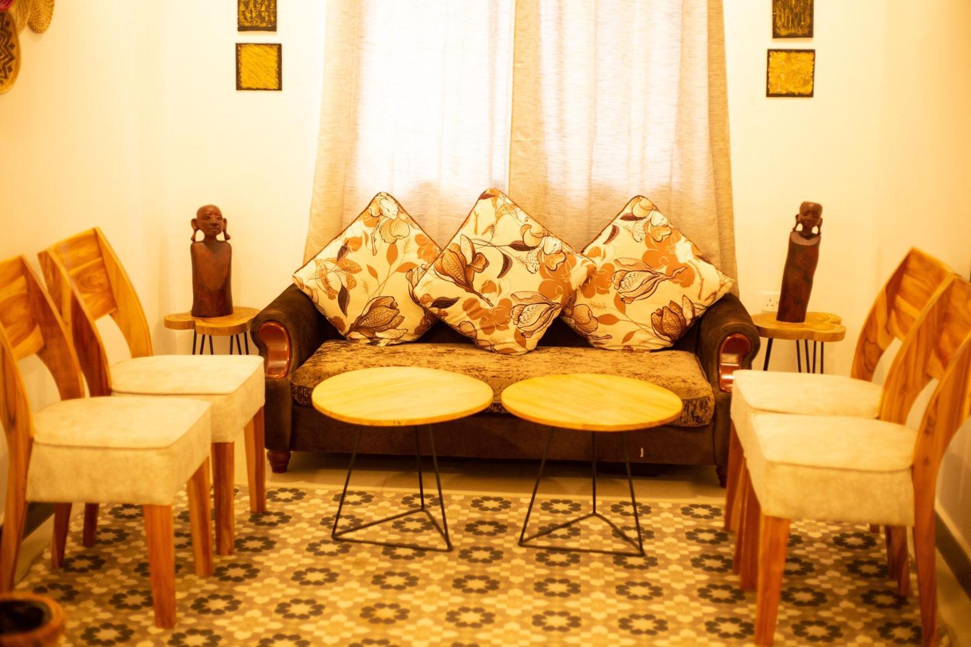 The Baobab Homestay Dodoma Extérieur photo